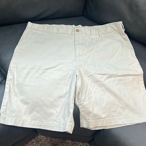 Men’s cargo shorts